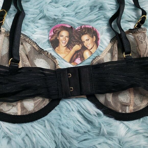Victoria's Secret Floral Embroidered Unlined Balconet Black Bra 32 C - Picture 5 of 5